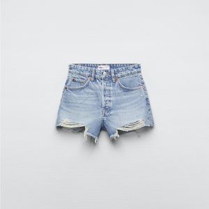 NWT Zara TRF HIGH RISE DENIM SHORTS - light blue Size 6